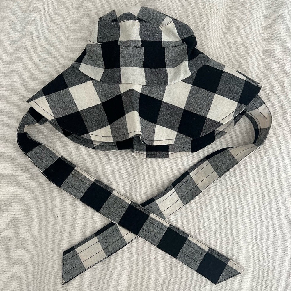Black & white checkered gingham bucket hat